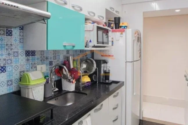 Imagem Apartamento 77m², 3 dormitórios, sendo 1 suíte, sala 2 ambientes, varanda com fechamento em vidro...