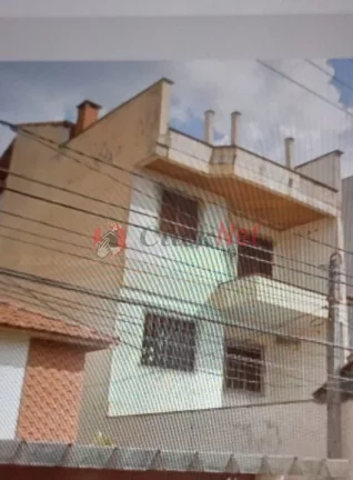 Imagem Sobrado à Venda no bairro Santa Terezinha em São Bernardo com 3 suítes e 5 vagas