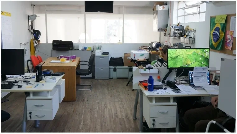Imagem Salas comerciais para Venda
Vila Romana, São Paulo
Lindo Sobrado contendo 10 salas, 5 banheiros, 6 ...