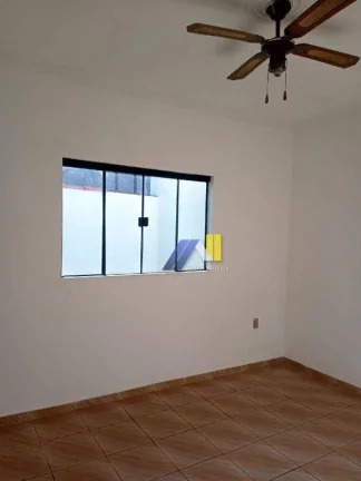 Casa com 2 Quartos à Venda, 142 m² em Jardim Califórnia - Pouso Alegre