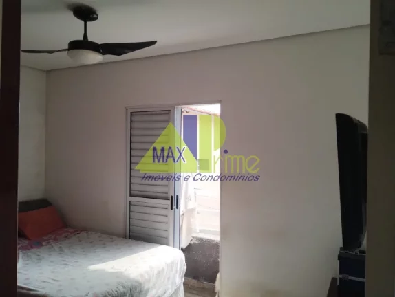 Imagem Casa coà venda em São Paulo-SP, Penha de França - 2 quartos, 1 sala, 1 banheiro, 150m² de área. Confira!