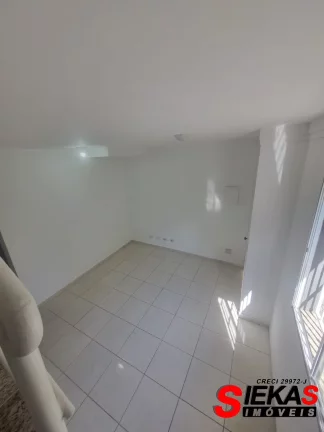 Imagem Casa em Condomínio à Venda em Itaquera, São Paulo-SP: 2 Quartos, 1 Sala, 1 Banheiro, 1 Vaga, 70m². Imperdível!