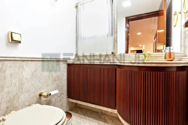Imagem Apartamento de alto padrão no Jardim Paulista, São Paulo-SP: 3 quartos, 3 suítes, 3 salas, 4 banheiros, 4 vagas, 198m².