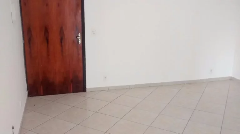 Imagem Apartamento com 2 dormitórios à venda, 62 m² por R$ 280.000,00 - Vila Figueira - Suzano/SP