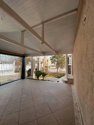 Imagem Sobrado - Jacareí - Bairro Villa Branca - 4 dormitórios (4 suítes) 239 m²
