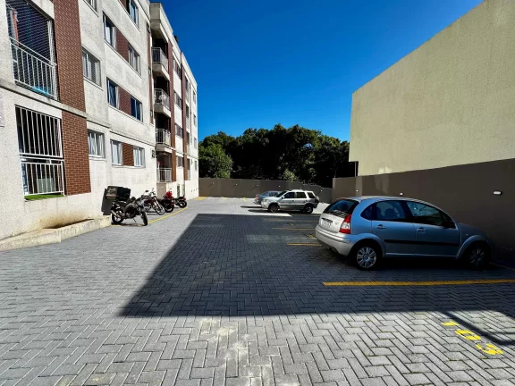Imagem Apartamento com 2 dormitórios e 1 vaga de garagem em Santo Antônio - São José dos Pinhais
