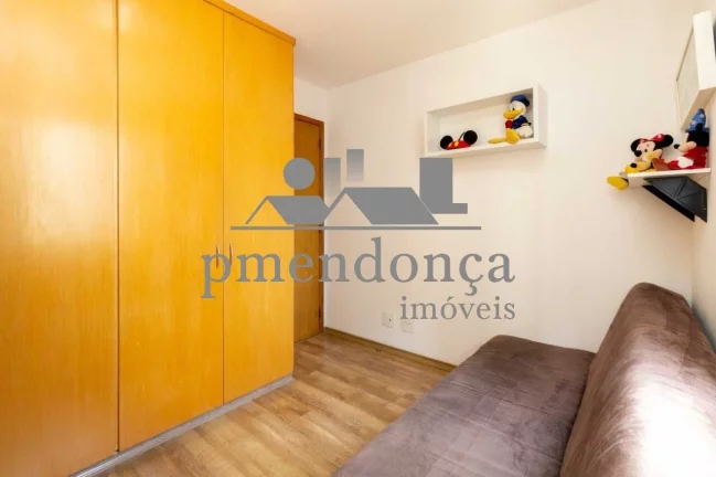 Imagem Apartamento á venda em Pinheiros com 3 quartos ( 1 suíte ) e 2 vagas, 93m²