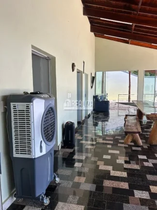 Imagem Rancho Volta Grande à venda em Conceição das Alagoas: 5 dormitórios, piscina e churrasqueira!