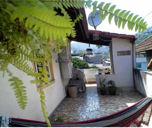 Imagem VENDO ESTA LINDA CASA EM NOVA FRIBURGO. BAIRRO: CHÁCARA DO PARAÍSO