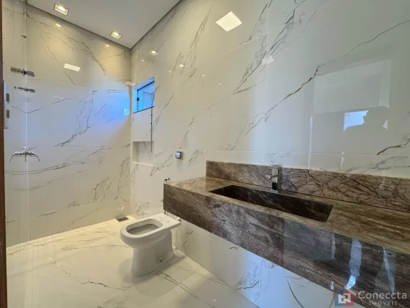 Imagem Casa à Venda no Parque do Sabiá em Patos de Minas – 3 Quartos e Área Gourmet
