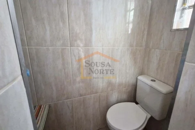 Imagem Casa em vila com 140m² de área construída. O imóvel é um sobrado com 2 dormitórios bem distrib...