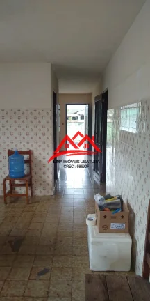 Imagem Casa à venda na Estufa I - Ubatuba, com 4 quartos e 3 banheiros