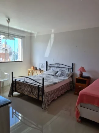 Imagem Cobertura com 3 suítes à venda no Centro de Balneário Camboriú/SC