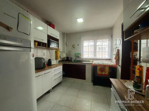 Imagem Apartamento à venda, 82 m² por R$ 475.000,00 - Várzea - Teresópolis/RJ