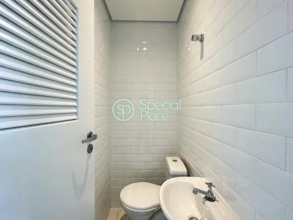 Imagem Andar alto com vista de cair o queixo, com sacada na sala e nos quartos! São 169m² de área privat...
