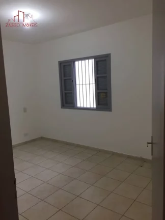 Imagem Casa à venda com 91m², 2 quartos e 2 vagas - Jardim Rosana