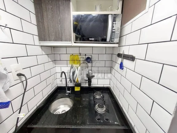Imagem Copacabana - Residencial › Kitnet com 1 quarto(s) a Venda