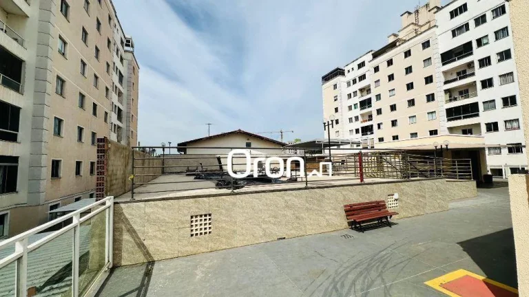 Imagem Apartamento com 2 dormitórios à venda, 52 m² por R$ 220.000,00 - Setor Negrão de Lima - Goiânia/GO