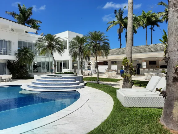 Casa a venda no Guarujá no Condomínio Jardim Acapulco