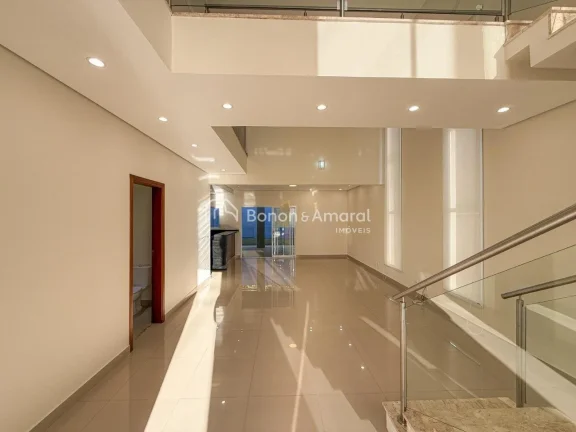 Imagem Encante-se com esta belíssima casa em condomínio, que une planta moderna, excelente iluminação n...