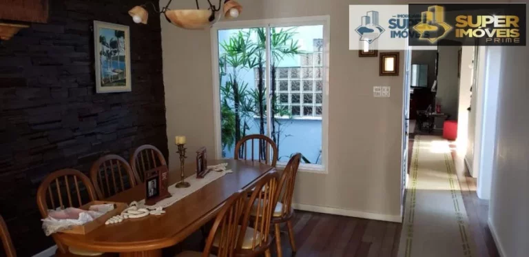 Imagem Casa Alto Padrão a Venda no bairro Centro - Pelotas, RS