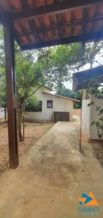 Imagem CASA A VENDA 05 QTOS. 01 SUITE COND. ESTANCIAS DAS MATA JABOTICATUBAS MG