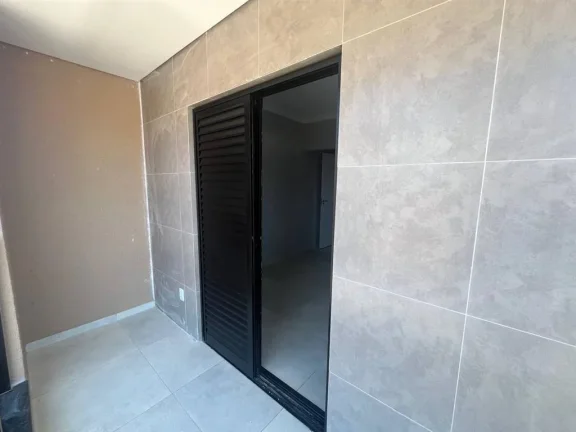 Imagem Espaçoso Sobrado em Condomínio no Ocian, Praia Grande - 2 Quartos