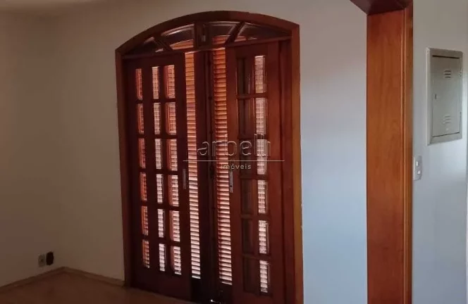 Imagem Sobrado com 192 metros quadrados, com 3 dormitórios sendo 1 suíte com hidromassagem, 1 lavabo, 1 q...