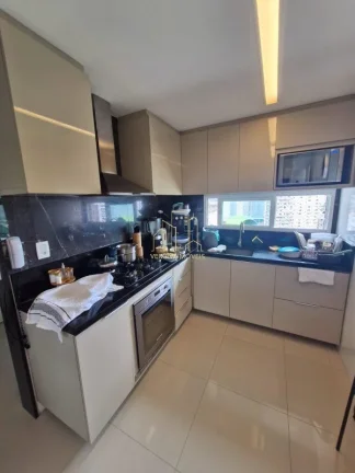 Imagem Apartamento à venda na Barra, Salvador-BA: 3 quartos, 2 suítes, 3 salas, 4 banheiros, 3 vagas de garagem, 187m². Venha conferir!