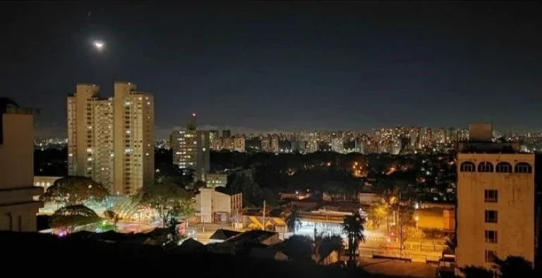 Imagem Cobertura no Alto da Boa Vista, com 234 M², 3 quartos sendo uma suíte master, 5 banheiros, 3 vagas, área de serviço, ar condicionado, churrasqueira.