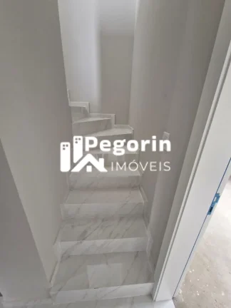 Imagem Sobrado à venda em Curitiba, Uberaba, com 3 quartos, 145,84m²
