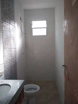 Imagem *CASA INDIVIDUAL, BAIRRO SAMAMBAIA II
*EM LOTE DE 180 M²
*CONSTITUÍDA POR: 2 QUARTOS, SALA, COZINH...