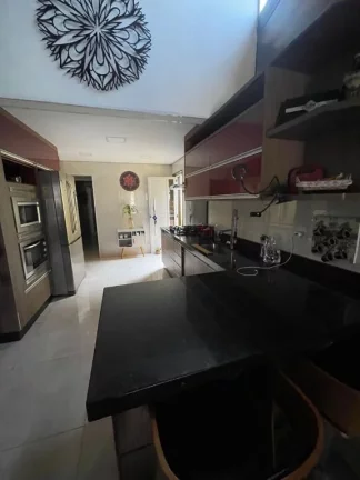 Imagem Sobrado com 4 dormitórios à venda, 100 m² por R$ 430.000,00 - Jardim São Benedito - Ferraz de Vasconcelos/SP
