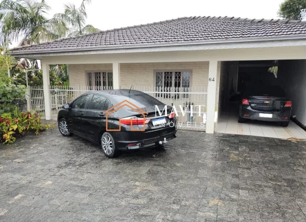 CASA RESIDENCIAL em JOINVILLE - SC, IRIRIÚ