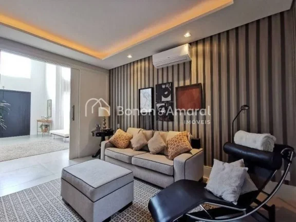 Imagem Magnífica casa mobiliada, construída há apenas 4 anos. Casa moderna, com sala de estar com pé di...