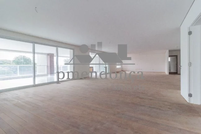 Imagem Rua Curitiba, andar alto, vista para o parque, 4 suites, lareira, churrasqueira.6 vagas