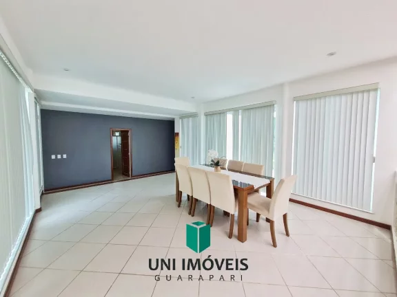 Imagem Casa com excelente terreno em condomínio fechado a venda em Guarapari - Lagoa da Praia