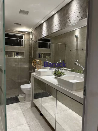 Foto do imóvel Sobrado com 3 Quartos à Venda, 350 m² em Bosque Da Saúde - São Paulo