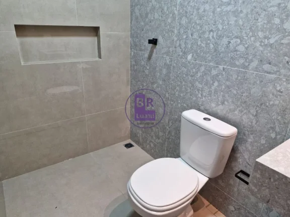 Imagem Linda casa geminada no jardim. Padovani, com excelente acabamento!