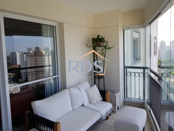 Imagem Vende apartamento de 120m² com 3 dormitórios com duas vagas de garagem em condomínio Clube na Vila Sofia, ao lado da Chácara Flora
