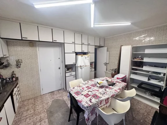 Imagem Apartamento Padrão, Oportunidade única, perto de tudo.