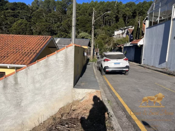 Imagem Belo terreno com vista a venda em Campos do Jordão-SP