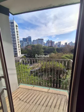 Imagem Apartamento de 3 dormitórios, mais dependência, no centro.