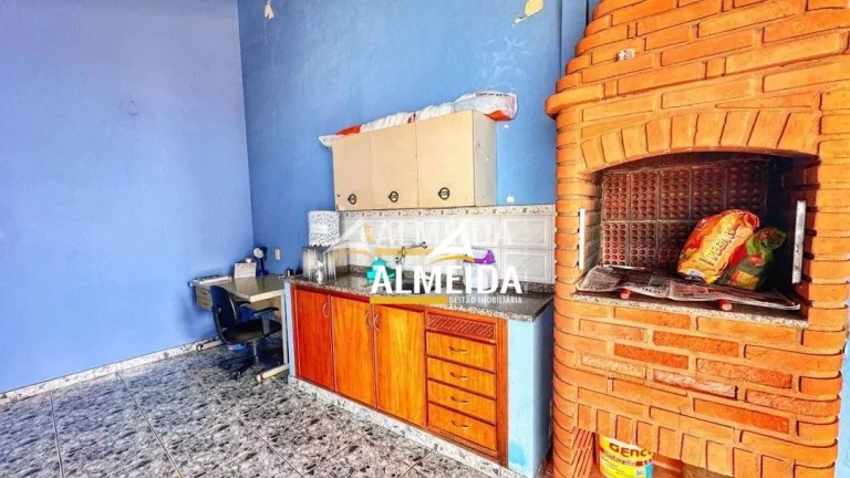 Imagem Casa com 3 dormitórios à venda, 179 m² por R$ 700.000,00 - Vila Operária - Rio Claro/SP