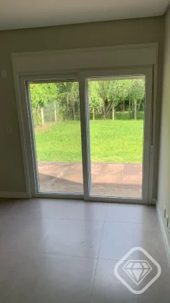 Imagem Casa Térrea no Terra Ville com 3 Suítes e Amplo Pátio

Brilhante Imóveis apresenta esta belíssi...
