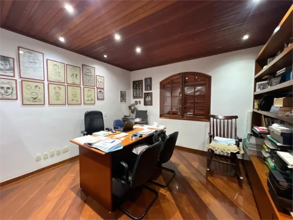 Imagem Casa à venda com 5 quartos, sendo 1 suíte, em Pirituba, São Paulo - SP