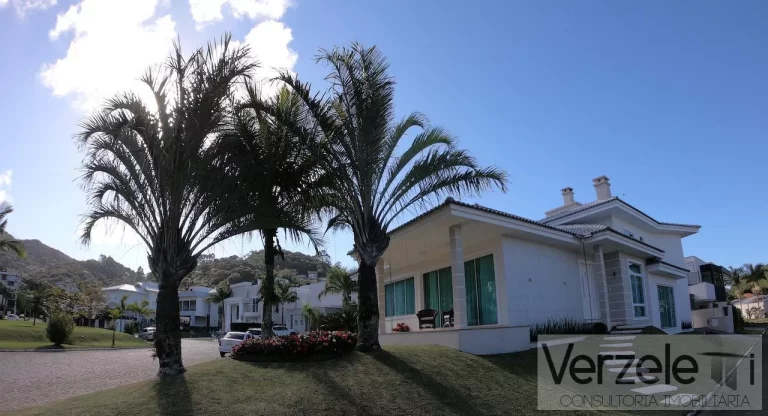 Imagem Casa em Condomínio para Venda em Itajaí / SC no bairro Praia Brava de Itajaí