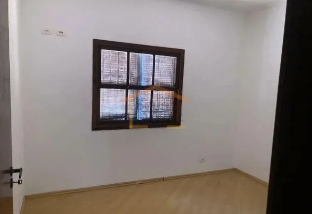 Imagem Sobrado 126m², 3 dormitórios amplos e bem iluminados, com armários planejados e 1 suíte luxuosa,...