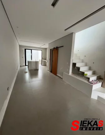 Imagem Casa à venda em São Paulo-SP, Vila Carrão: 4 quartos, 4 suítes, 1 sala, 2 vagas, 150m² de área. Imperdível!