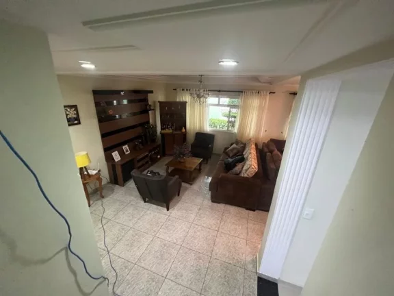 Imagem Sobrado com 4 dormitórios à venda, 362 m² por R$ 1.800.000,00 - Vila Romanópolis - Ferraz de Vasconcelos/SP